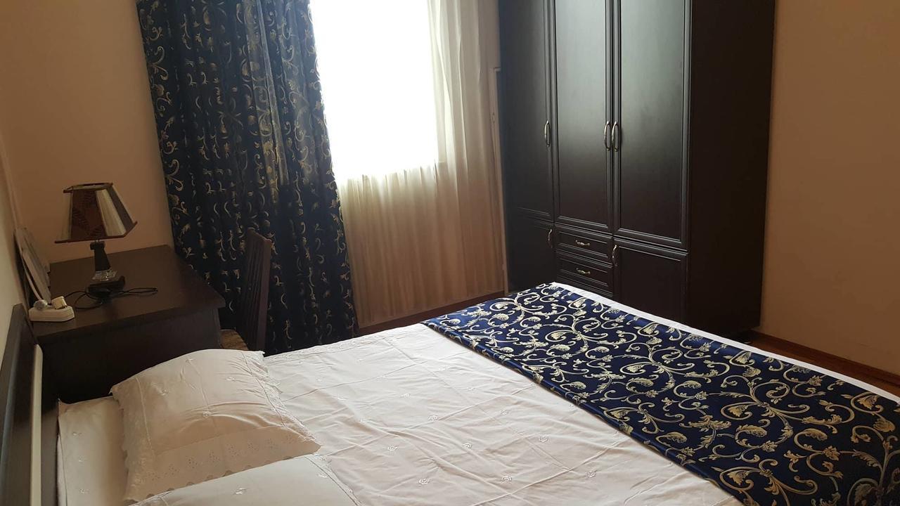 Guest House Luka Batumi Luaran gambar