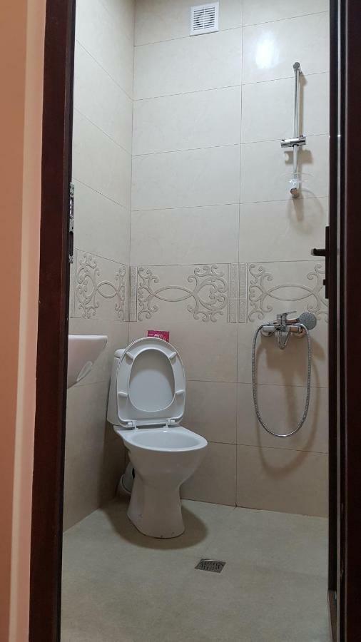 Guest House Luka Batumi Luaran gambar